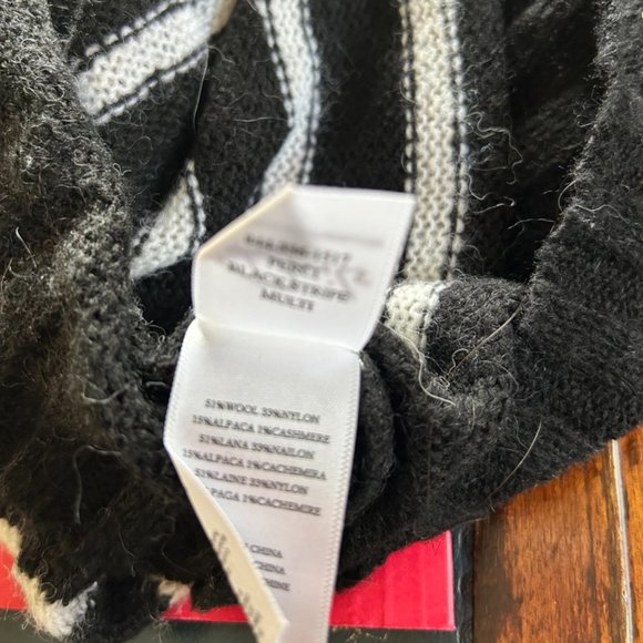 Rails sweater XS - Picture 11 of 11